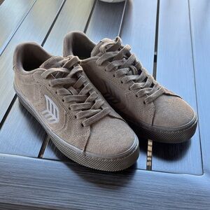 Cariuma salvas all teak shoes